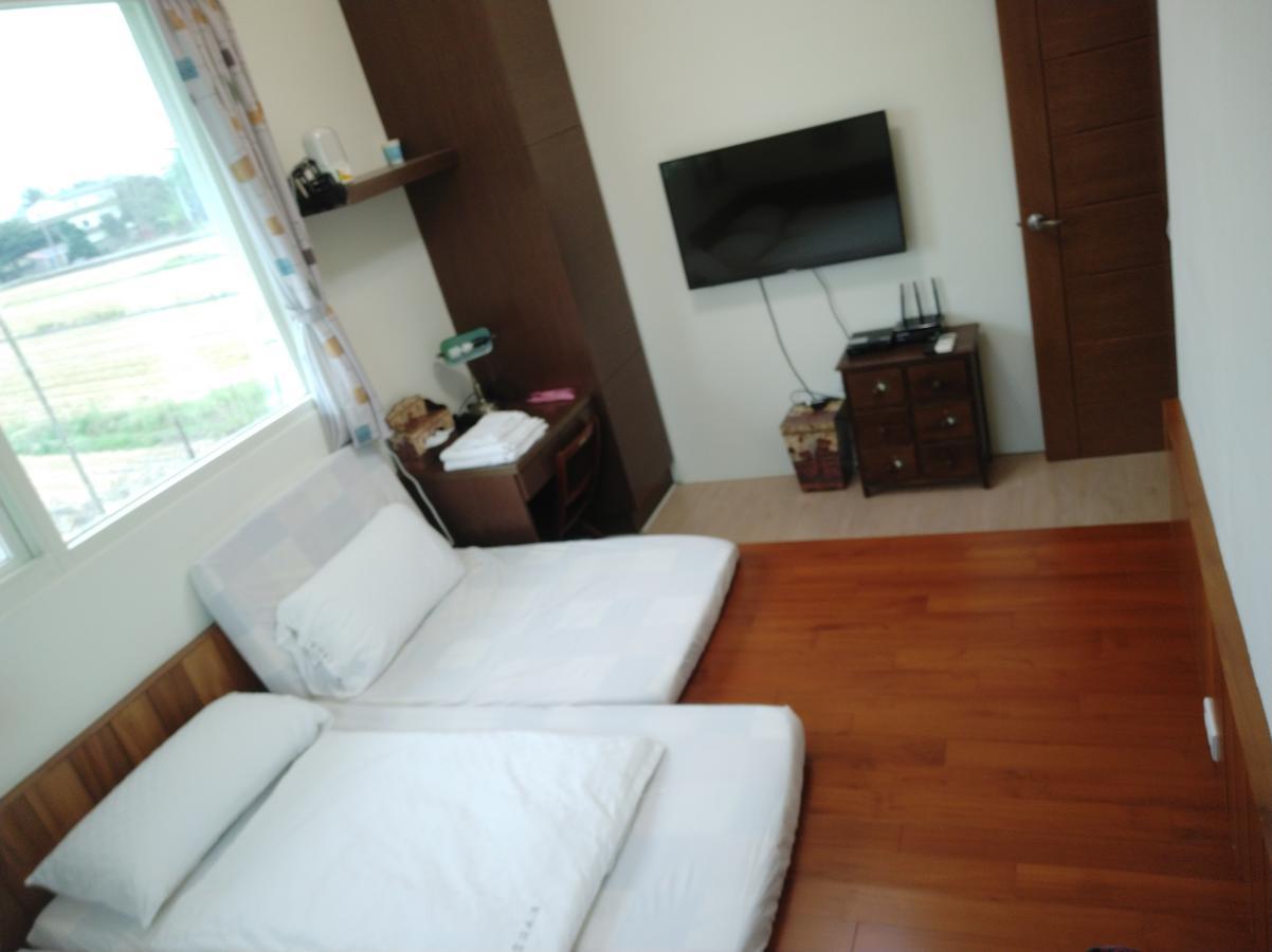 Home-Link B&B Fenglin Exteriör bild